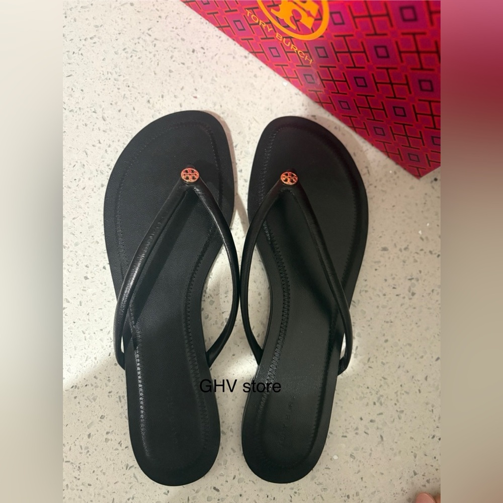 Tory Burch Chelsea leather Black Flip Flops